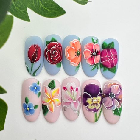 пролетни цветя дизайн декорация на нокти маникюр онлайн обучение курс за маникюрист флористика